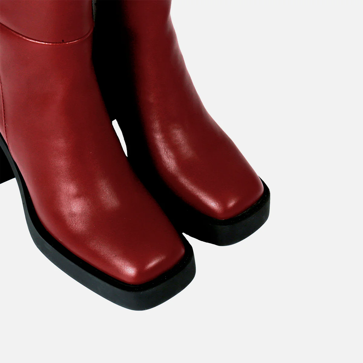 Goeblange women's straight burgundy knee-high boots with square toes, a thick platform and wide heels - Image 4