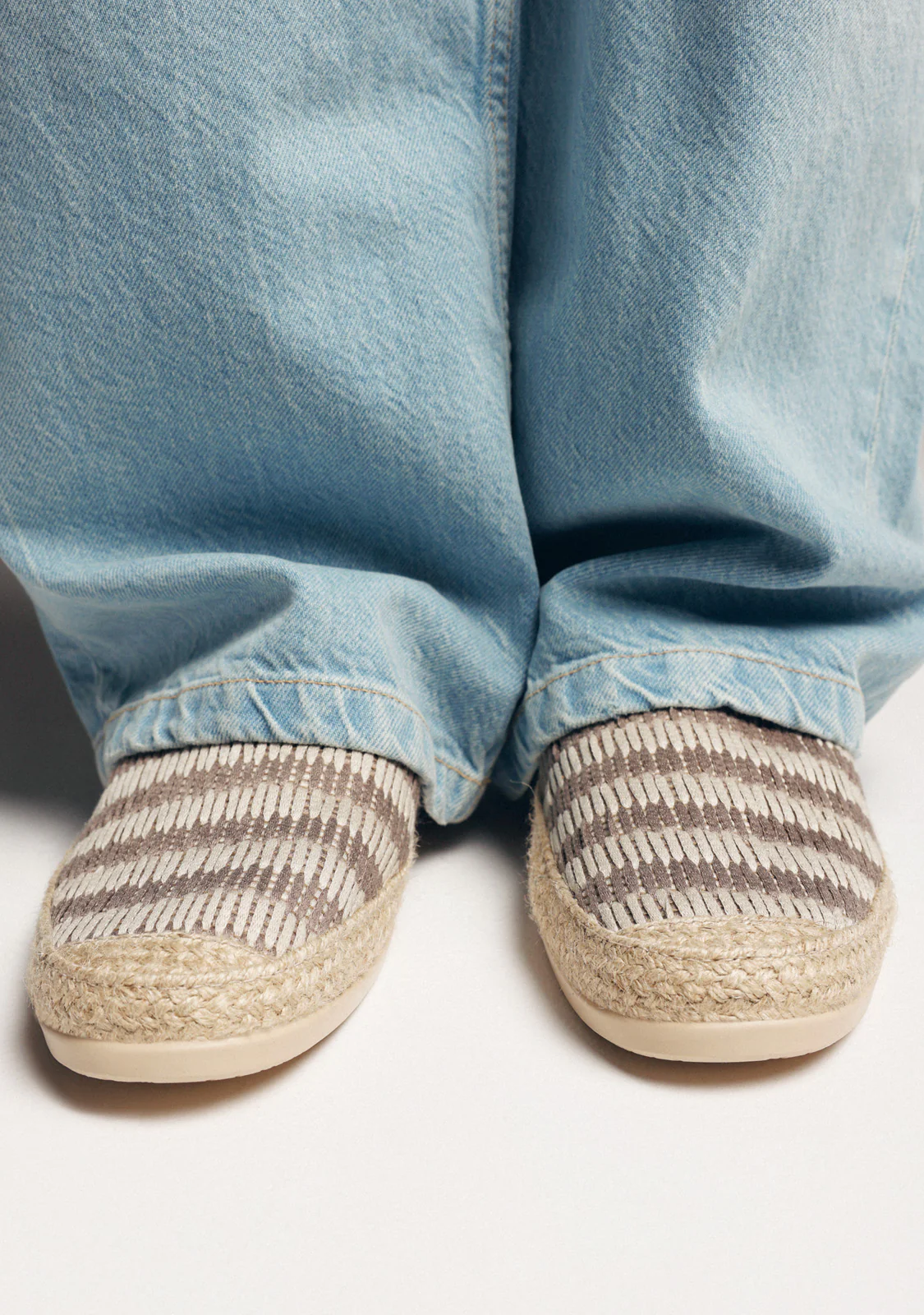 TAUPE STRIPED ESPADRILLES - Image 8