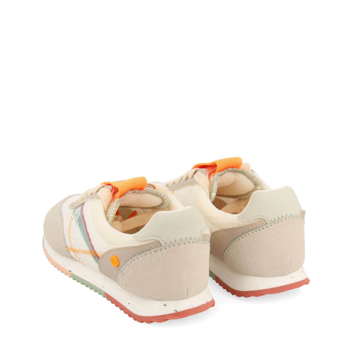 Arbent women's white textured sneakers - Image 4