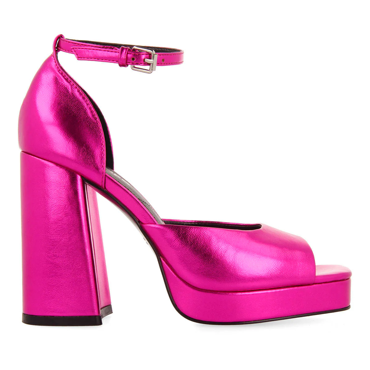 Blunt women's metallic fuchsia sandals with wide heels and platforms