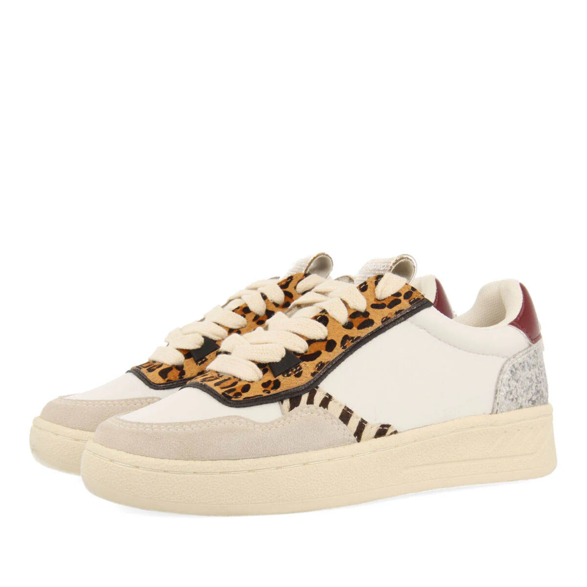 Bowdle women's white sneakers with mixed prints - Image 3