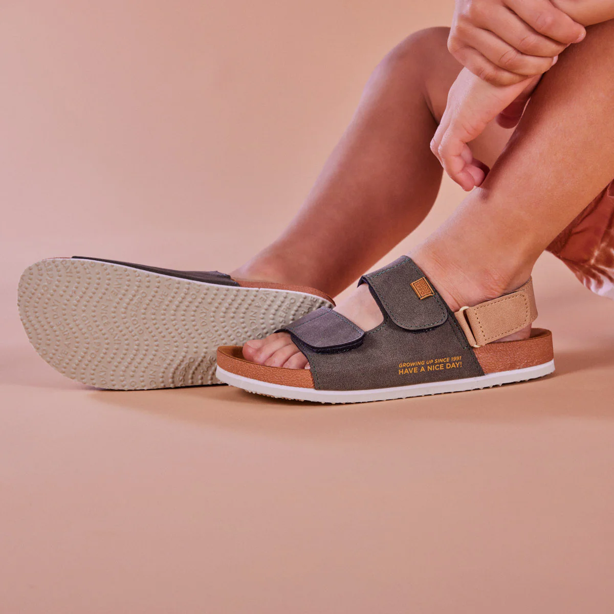 Gerais boys khaki footbed sandals - Image 2