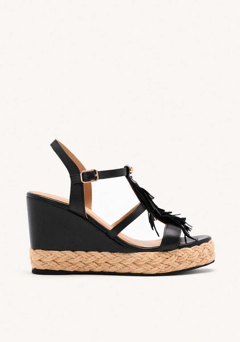 LEATHER FRINGE WEDGE SANDALS ELDERON