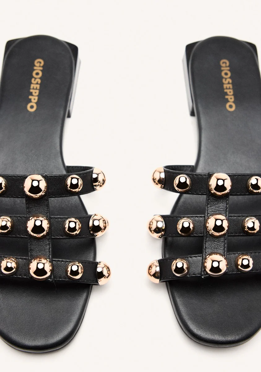 LEATHER STUDDED FLAT SANDALS DEKORRA - Image 4