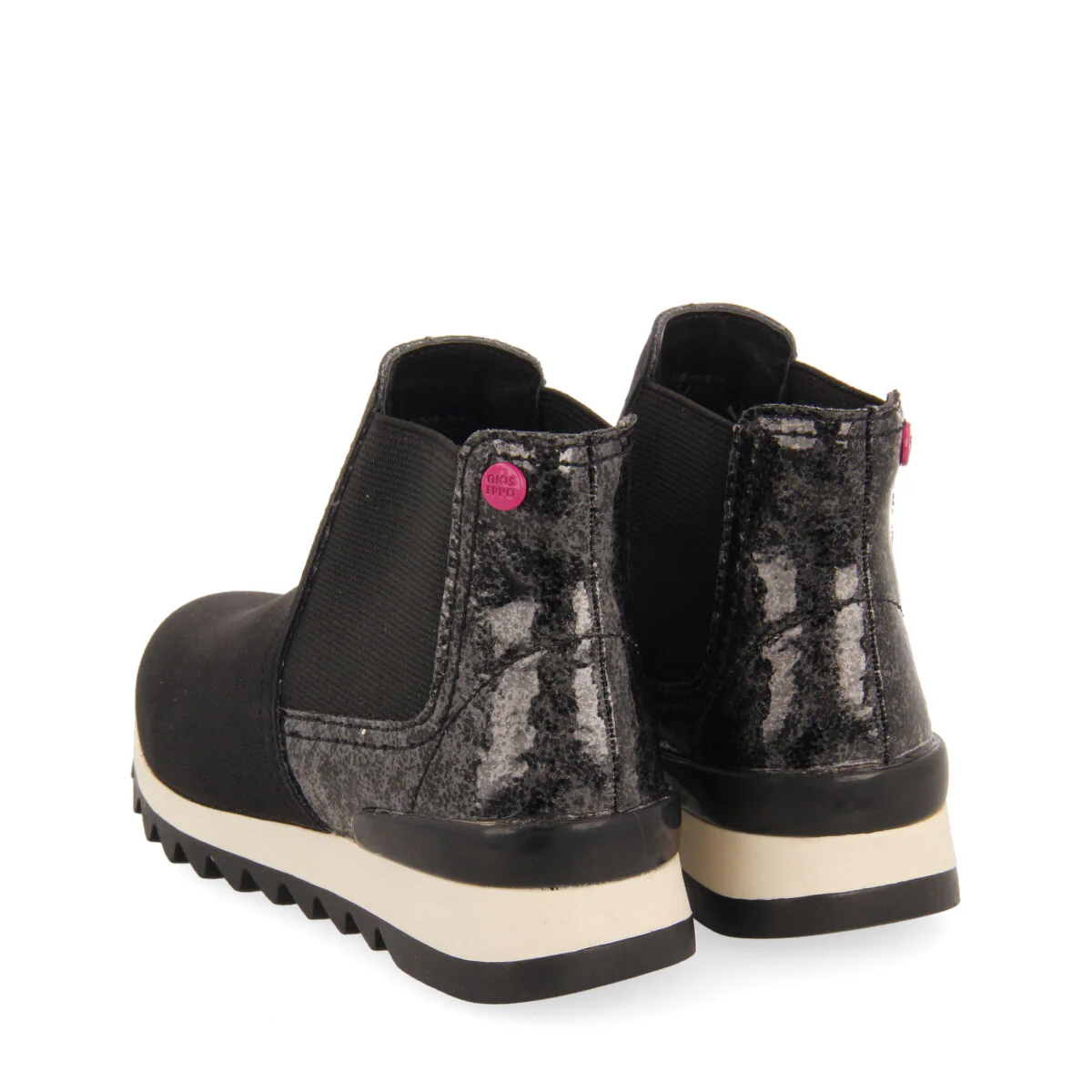 Luncarty children's chelsea boot-style sneakers with shiny black detail - Image 3