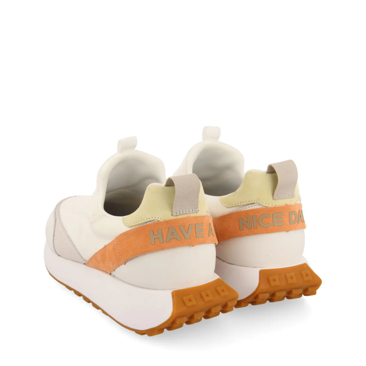 Marusi women's white slip-on sneakers - Image 5