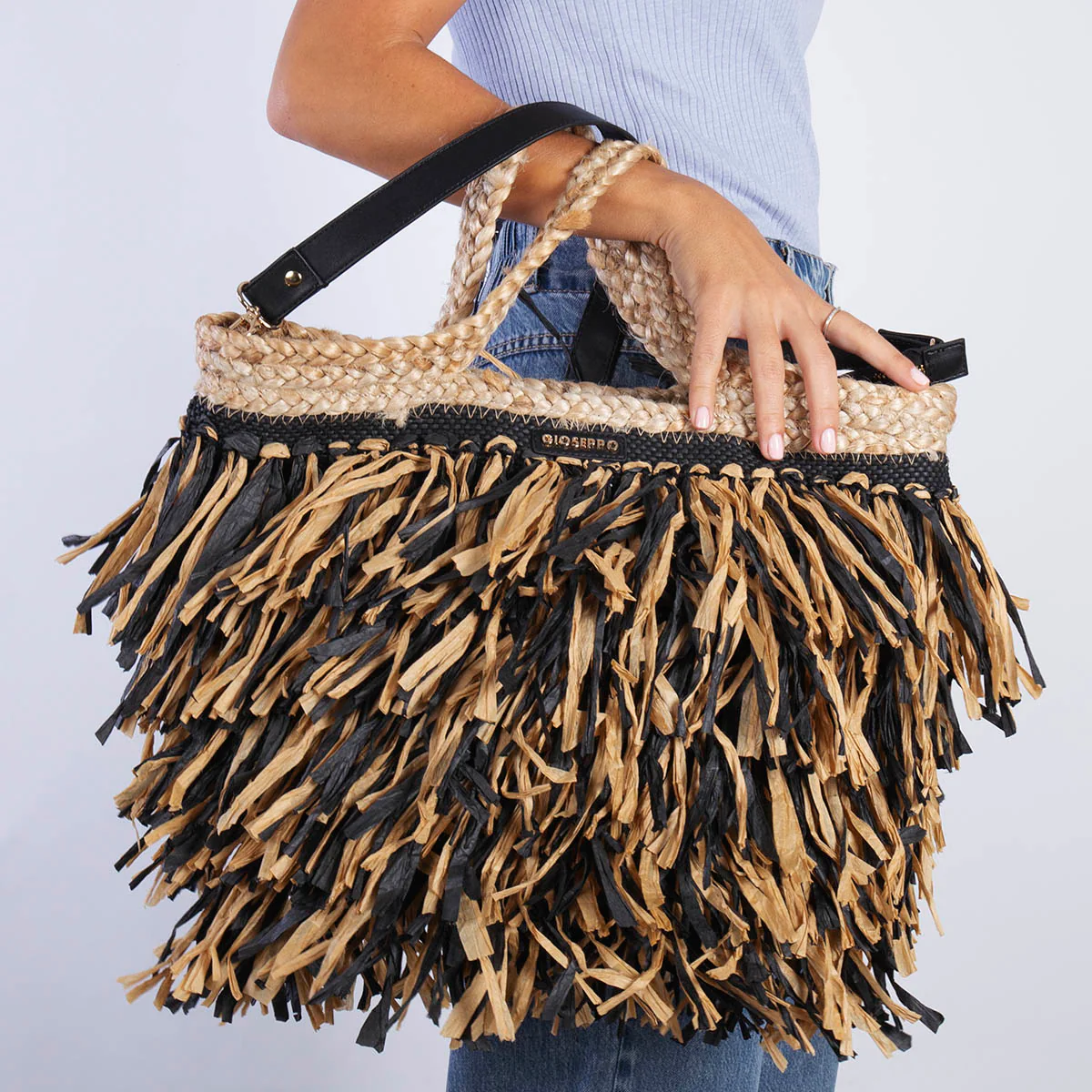 NATURAL COLOR BASKET WITH SARANDE FRINGES - Image 2