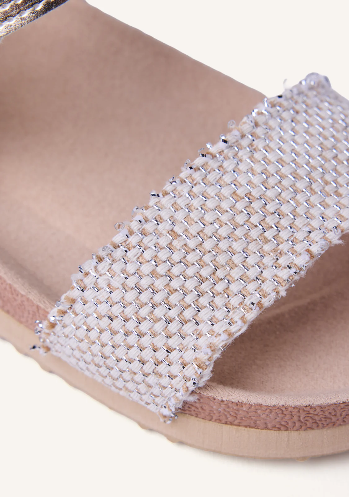 SHINY BIO SANDALS KILINDONI - Image 4