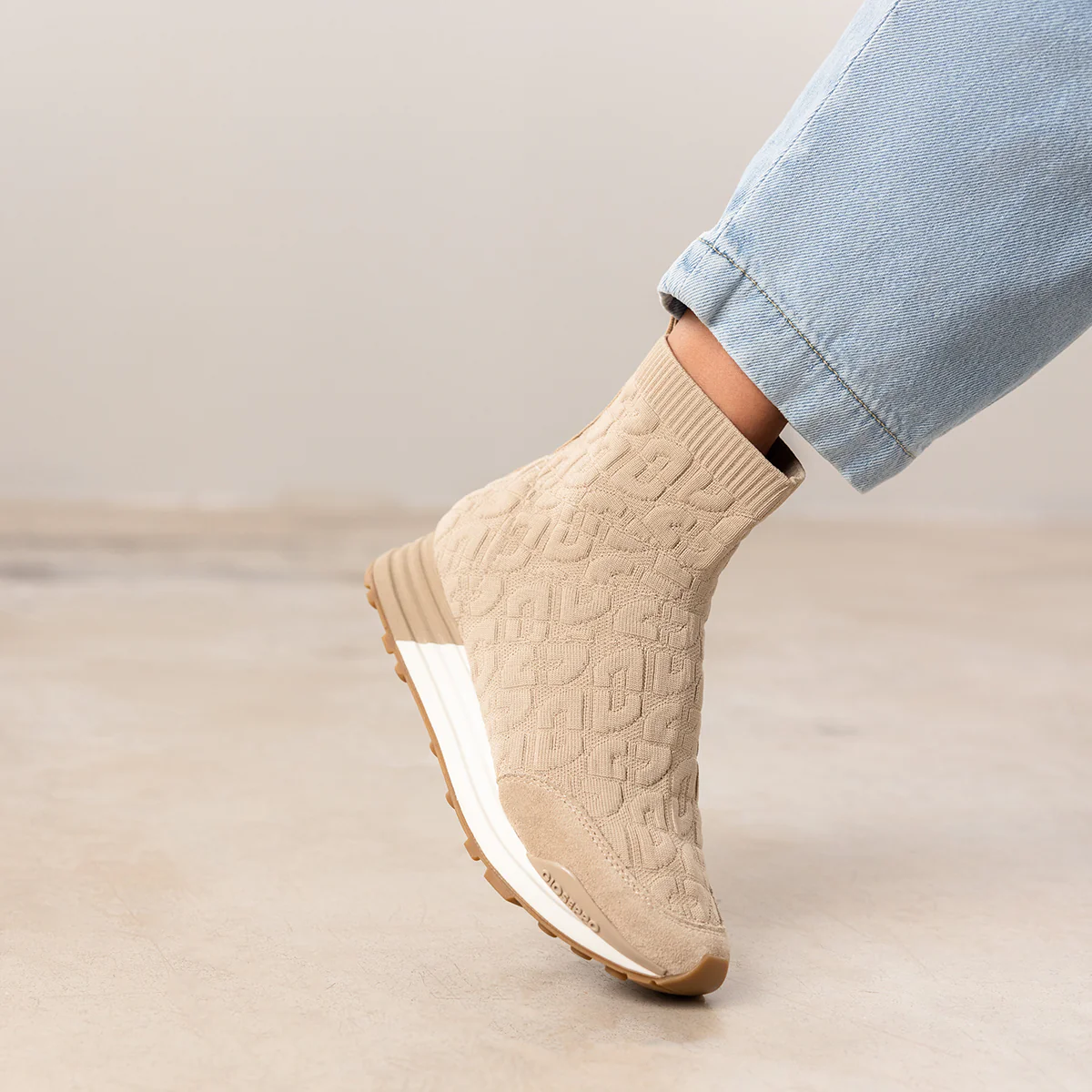 SOCK-LIKE SNEAKERS HOLEV - Image 5